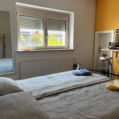 לינה וארוחת בוקר Swallow 3*