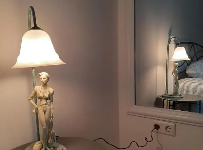 住宿加早餐酒店 Swallow 3*